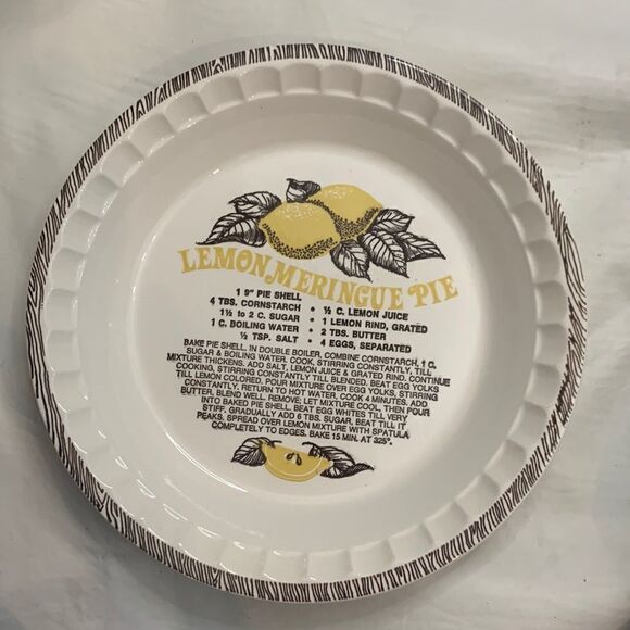 Lemon Meringue Pie Recipe  Baking Pan Dish Ceramic 11 Inches Round Cream Yellow - Picture 1 of 5